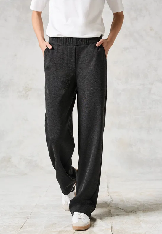 Hose im Loose Fit